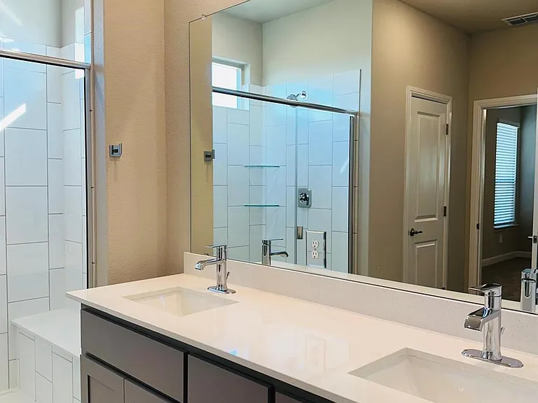 2516 Bellatrix Dr — Photo 12