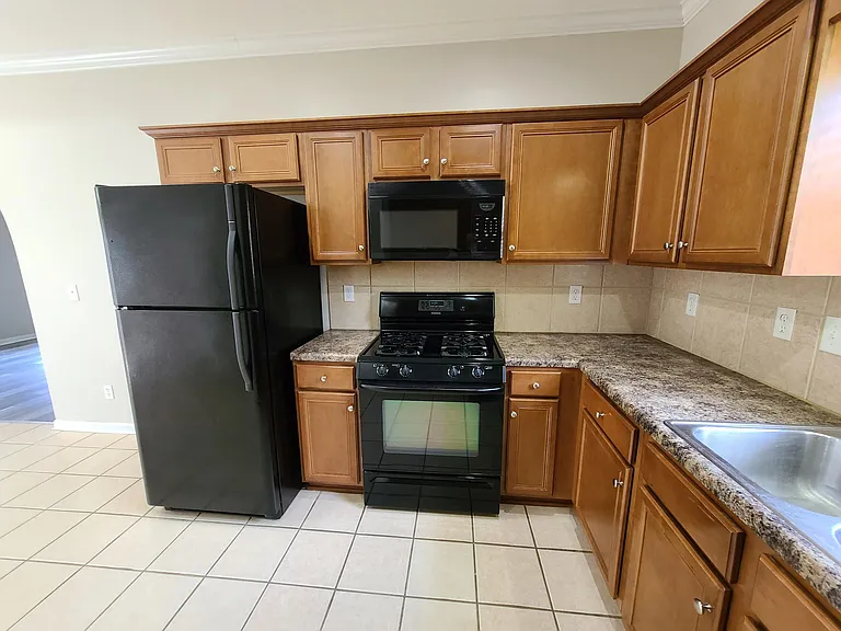240 High Ridge Dr — Photo 12