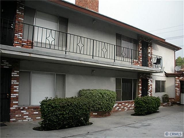 2nd image of 265 E Artesia Blvd