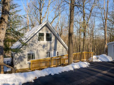 6151 Kansa Rd, East Stroudsburg, PA, 18302