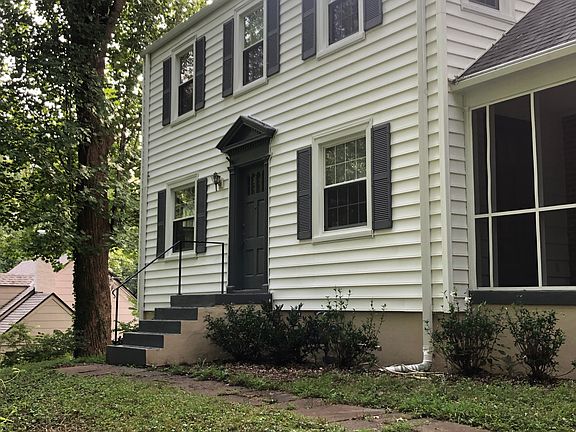 2nd image of 1605 Somerset Dr