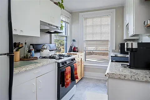 282 Barrington St #2 — Photo 9