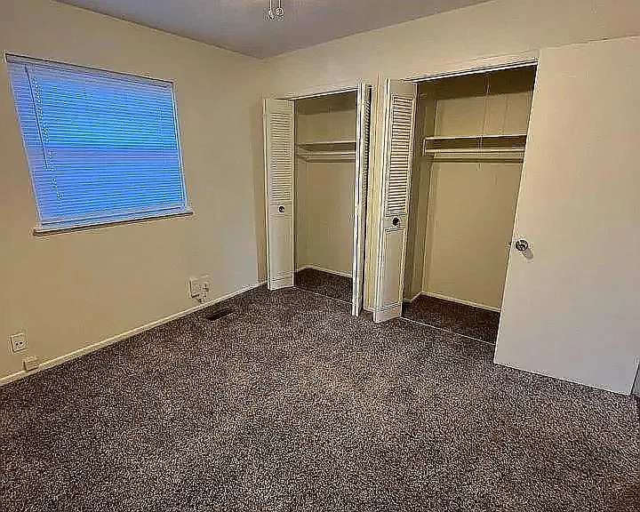 616 NE Lynn St #B — Photo 8