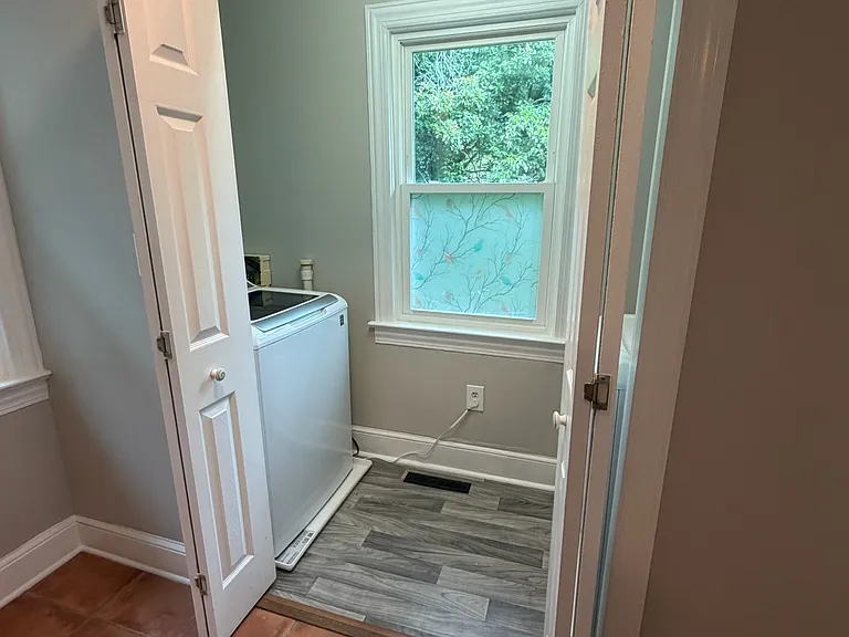 102 Winthrop Ave — Photo 23