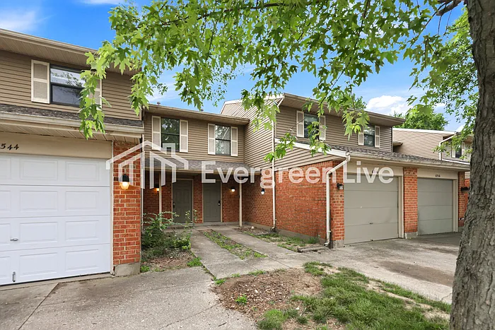 6540 Rolling Glen Dr — Photo 2