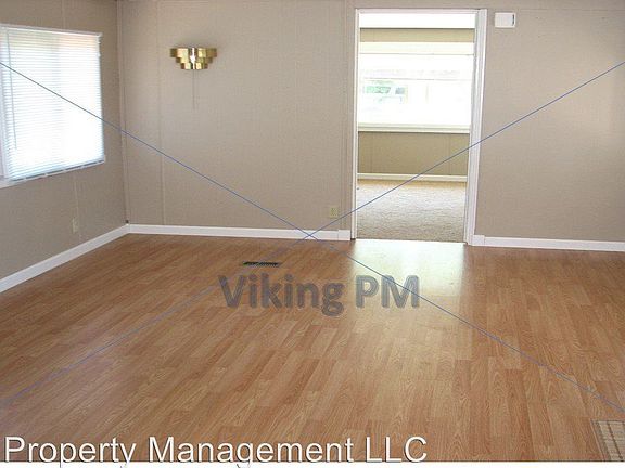 2nd image of 1950 SE Melrose Dr