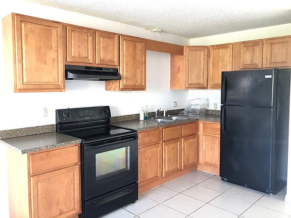 2nd image of 3665 SW Cornell Ave