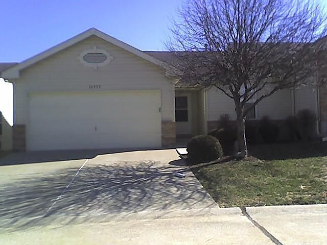 Welcome to 10939 Concord Cir Dr