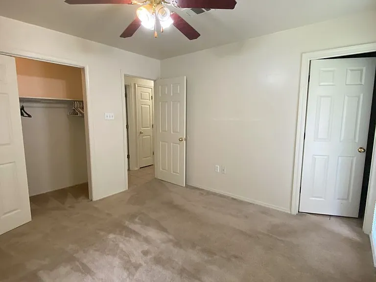 108 Poplar St — Photo 9