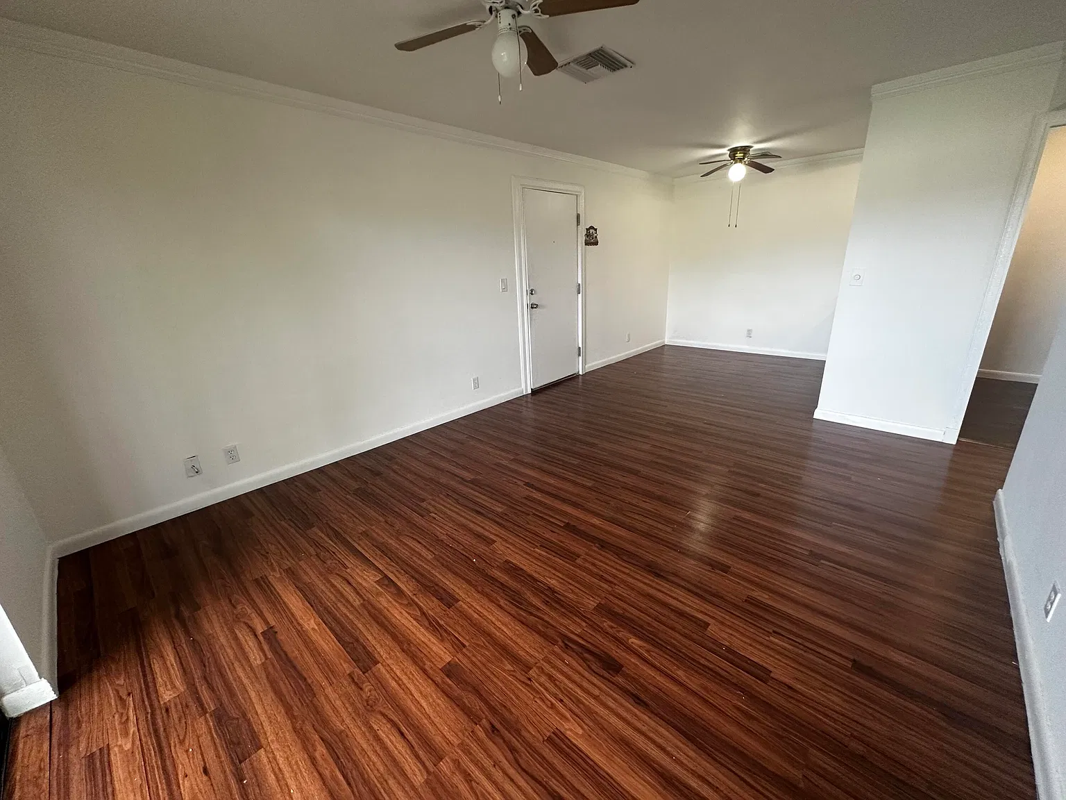 2 bed, 2.0 bath, 798 sqft, $1,880 — Photo 4