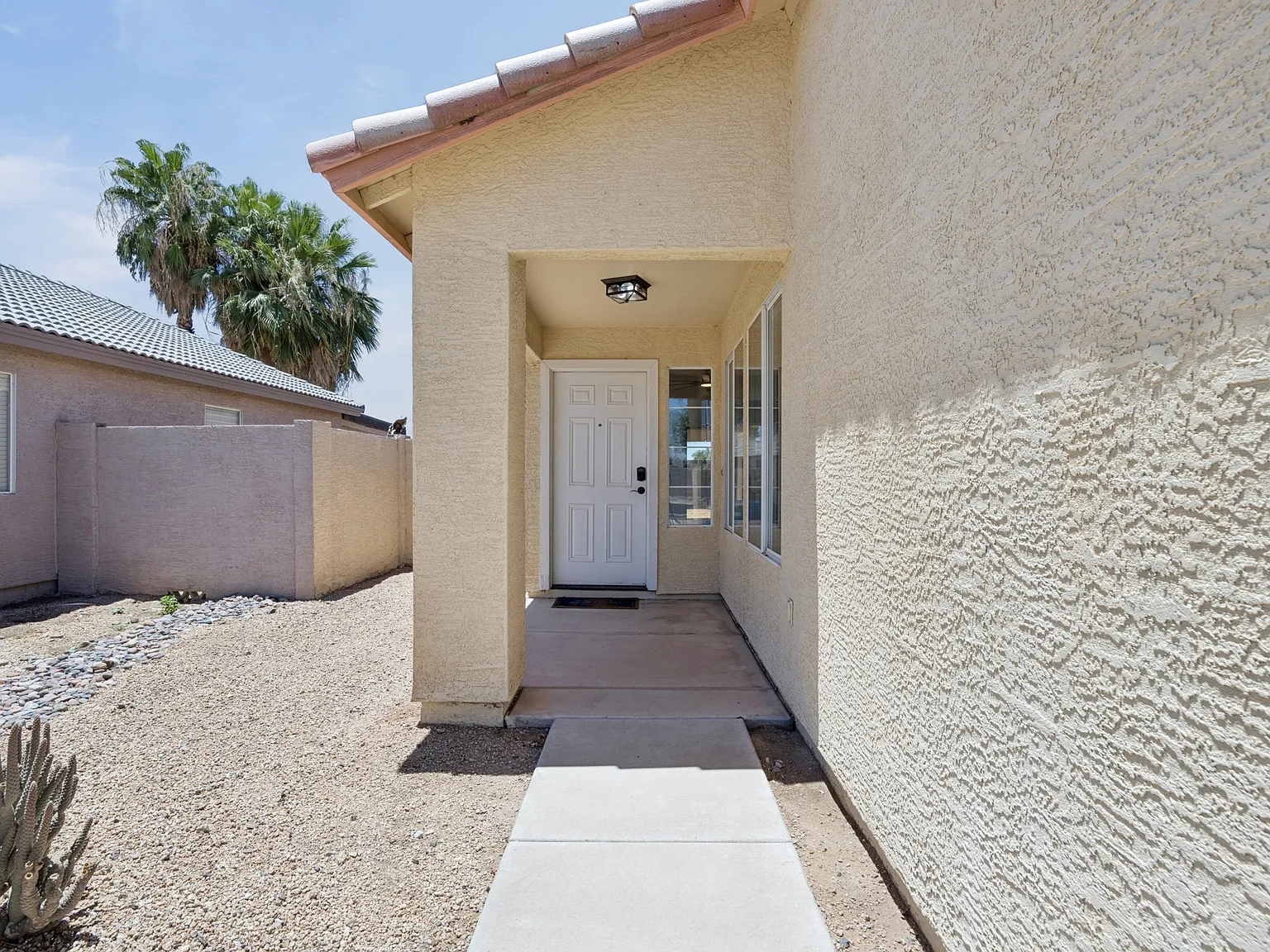3 bed, 1352 sqft, $2,350 — Photo 4