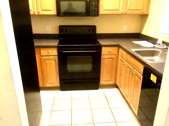 2nd image of 318 54th St APT 5F