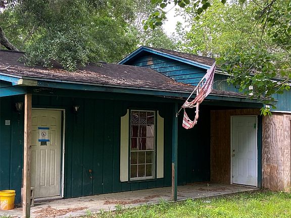 2nd image of 422 Texla Rd
