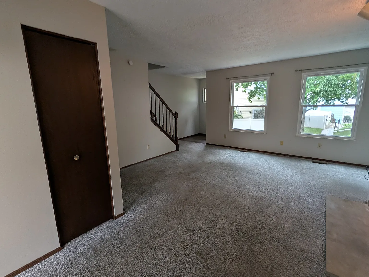 2 bed, 2.5 bath, 1225 sqft, $1,375 — Photo 4