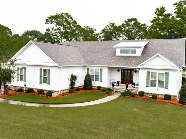 22 Moorman Dr, Tifton, GA 31794