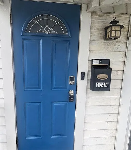 104 E Areba Ave #2 — Photo 1