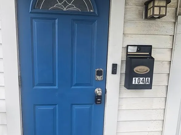 104 E Areba Ave Floor 2, Hershey, PA 17033