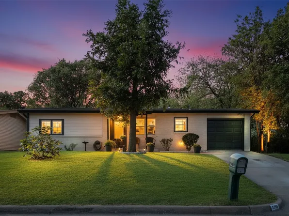 6308 Vel Dr, Fort Worth, TX 76112