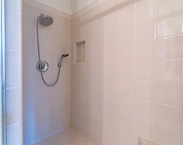 6267 Pacific Pointe Dr — Photo 33