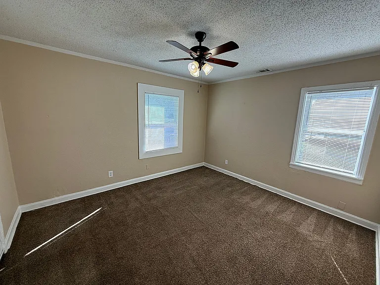 1371 Kimball Cv — Photo 4