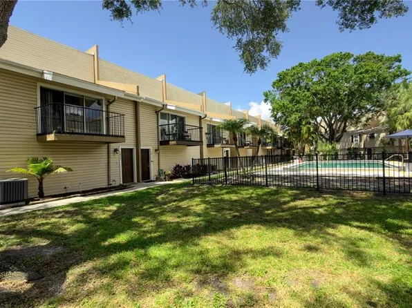 5409 Sweetwater Terrace Cir, Tampa, FL 33634