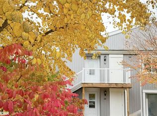 Cranberry, Collingwood, ON L9Y 5B4