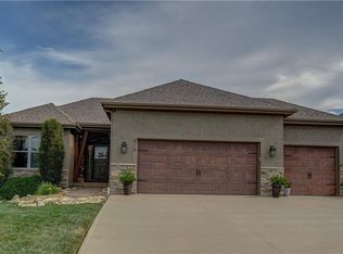 516 Sycamore Rd, Greenwood, MO 64034