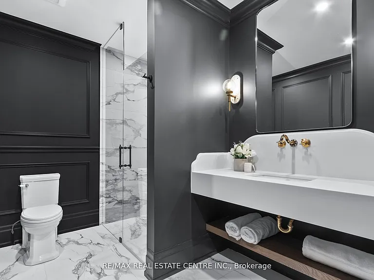 37 Armstrong St #3 — Photo 44