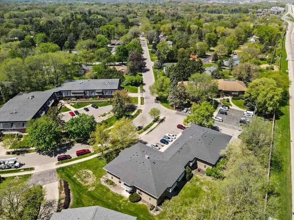 4934 Whitcomb Dr, Madison, WI