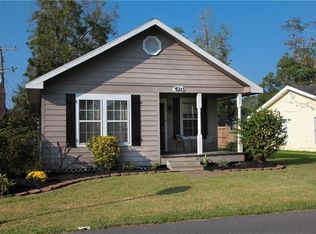 520 W Elizabeth St, Sulphur, LA 70663
