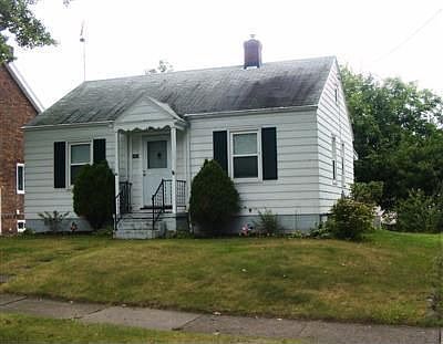 2nd image of 1829 Hillside Ter