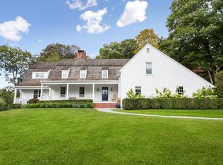 2 Old Stone Bridge Rd, Cos Cob, CT 06807