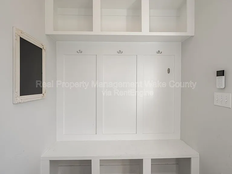 45 Millennium Dr — Photo 17