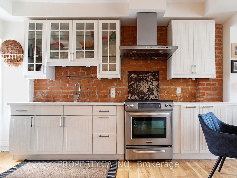 1st image of 13 Hook Ave