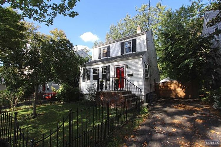 1st image of 627 Martense Ave