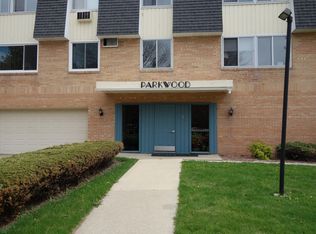 10 Green Bay Ct APT 101, Appleton, WI 54911