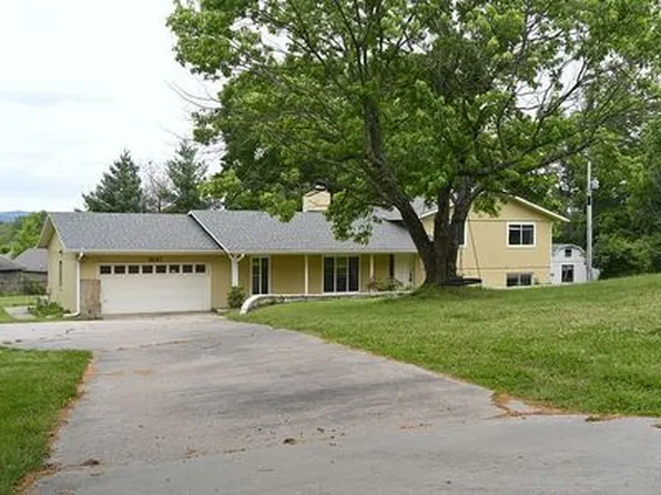 3601 W Weir Rd, Fayetteville, AR 72704