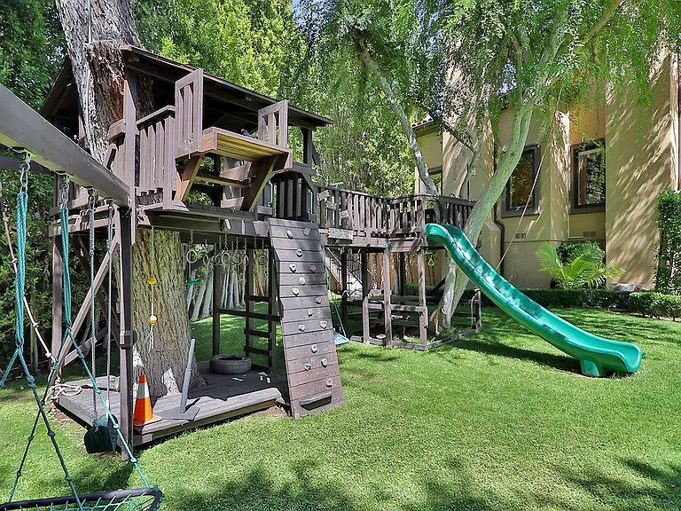 5427 Encino Ave — Photo 29