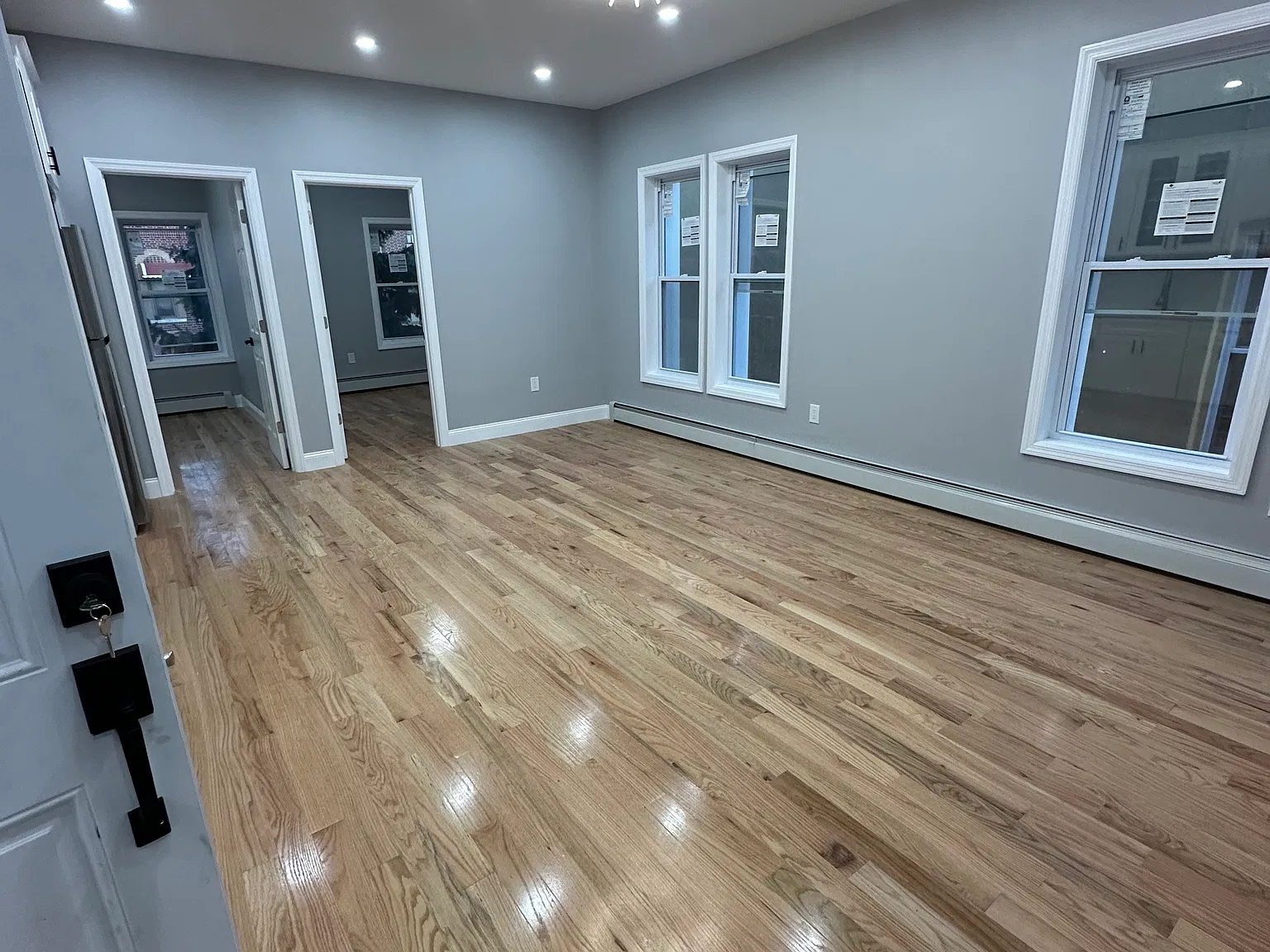 5 bed, $4,750 — Photo 2