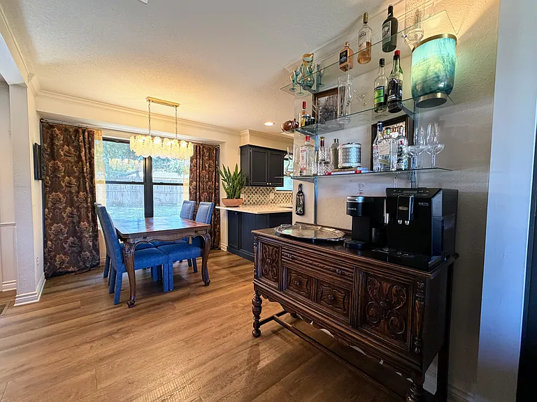 1308 Cedar Ridge Rd — Photo 4
