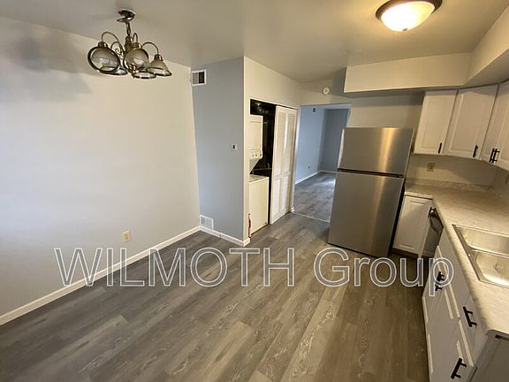 5th image of 1329 Millerwood Dr