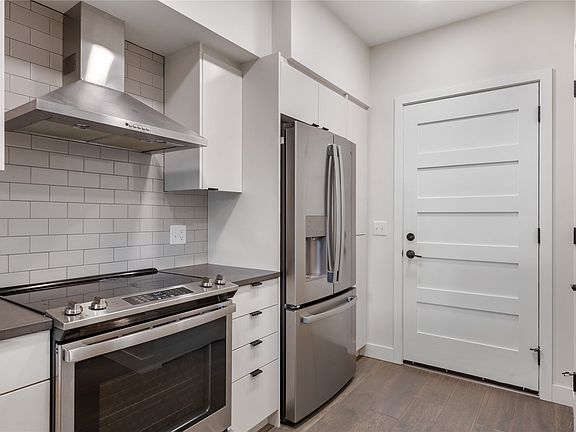 4th image of 235 S 4th St E #203