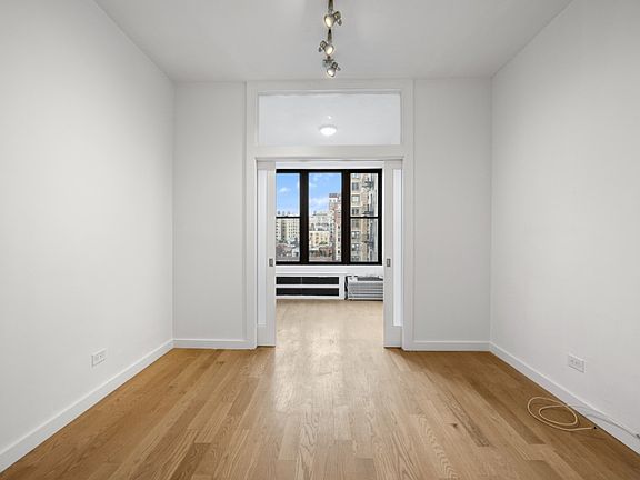 4th image of 308 W 82nd St APT 7D