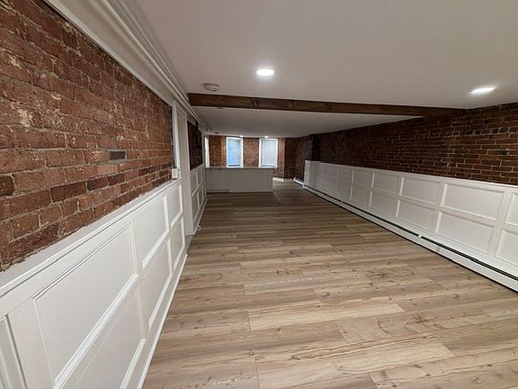 4th image of 484 Columbus Ave #G