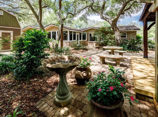 526 Cheshire Ave NW, Fort Walton Beach, FL 32547