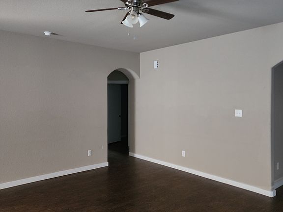 5th image of 4204 Andrea Ln