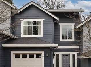5505 Lakemont Blvd SE APT 302, Bellevue, WA