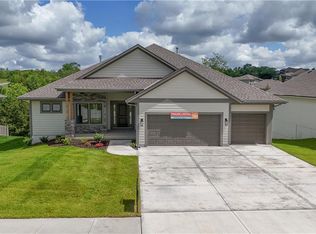 2850 W Wabash St, Olathe, KS 66061