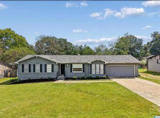 615 Crosscreek Trl, Pelham, AL 35124
