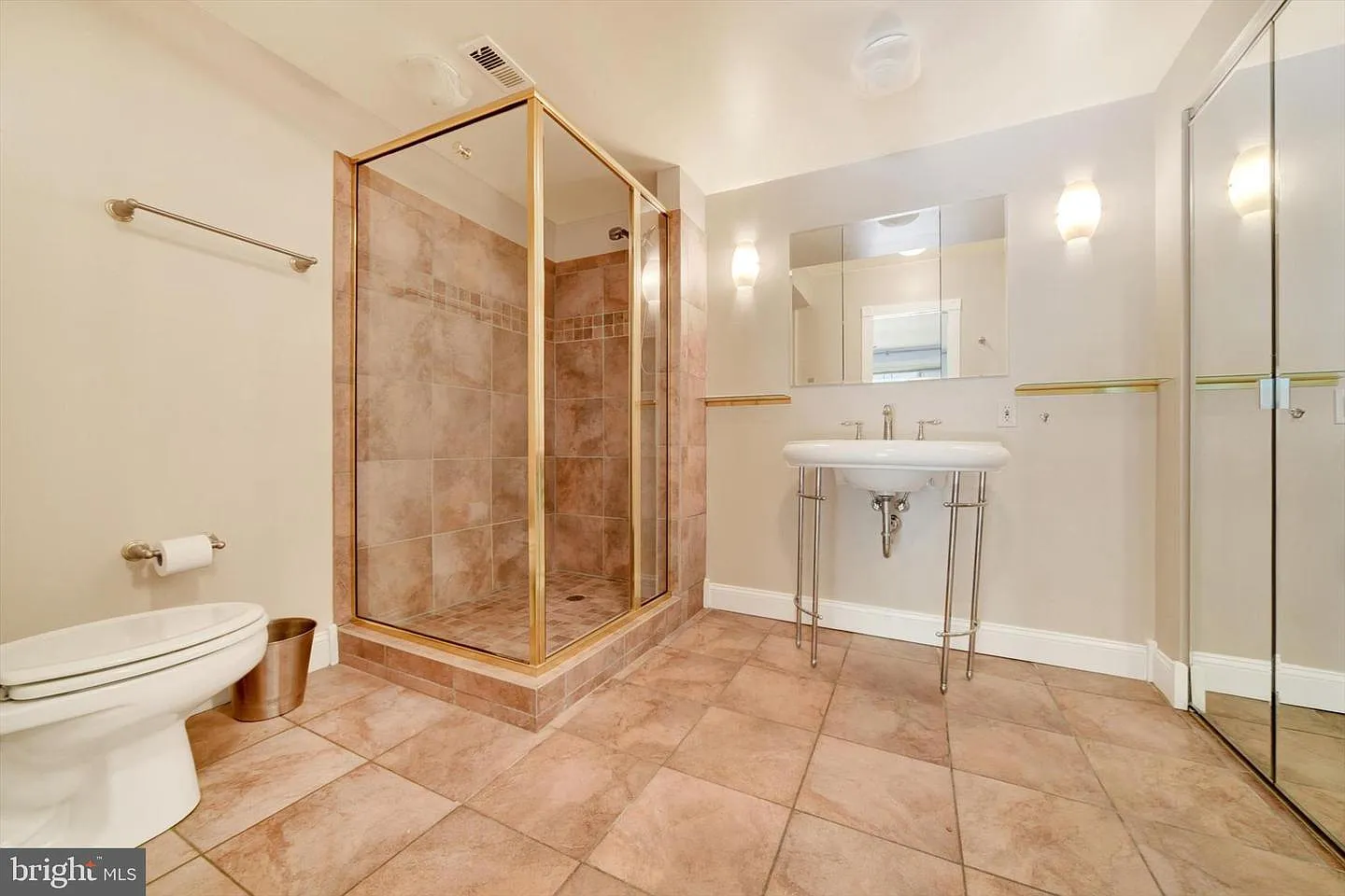 2 bed, 1157 sqft, $2,250 — Photo 3